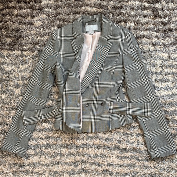 H&M Gray Plaid Women’s Pantsuit Set - Picture 6 of 16